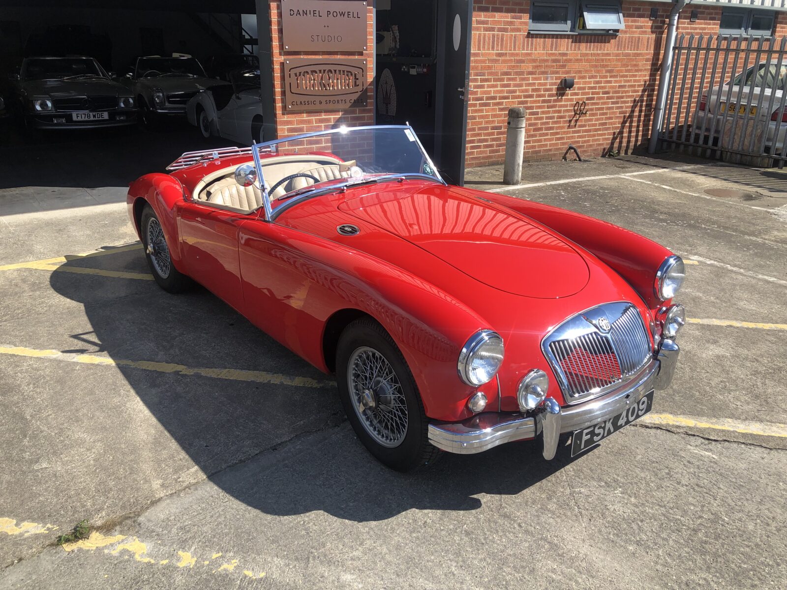 1956 MG MGA 1500 ROADSTER - Yorkshire Classic & Sports Cars