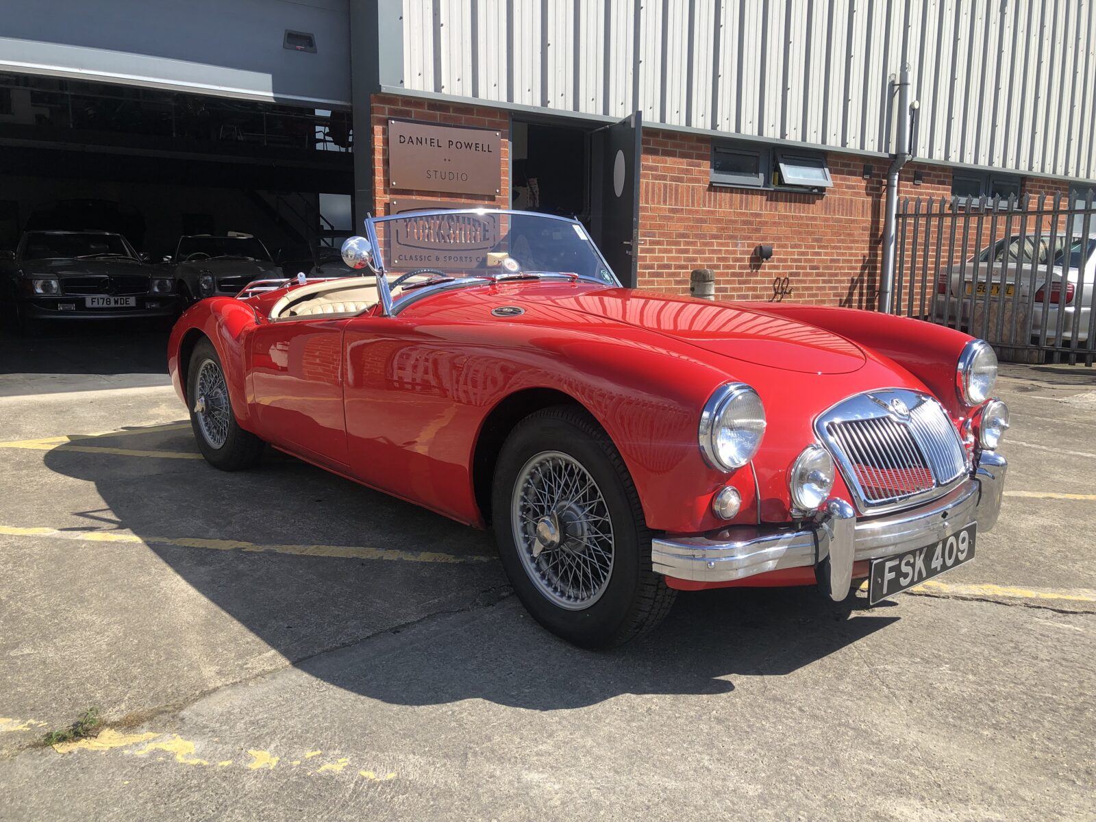 1956 MG MGA 1500 ROADSTER - Yorkshire Classic & Sports Cars