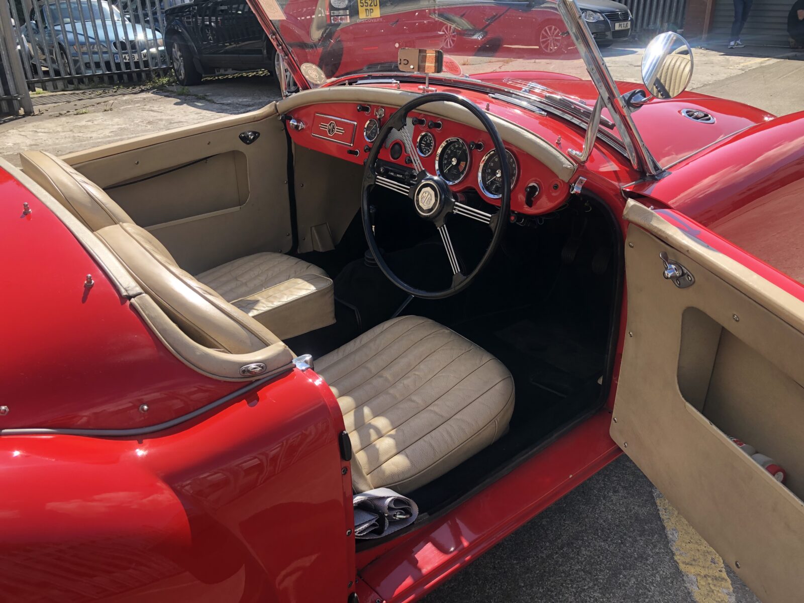 1956 MG MGA 1500 ROADSTER - Yorkshire Classic & Sports Cars